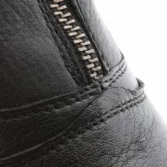 Poolsaapad Lucius Kavalkade